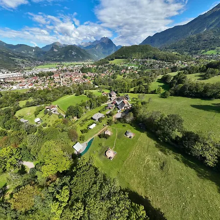 Yourtes Olachat Proche Annecy *