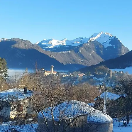 Tente de luxe Yourtes Olachat Proche Annecy Faverges
